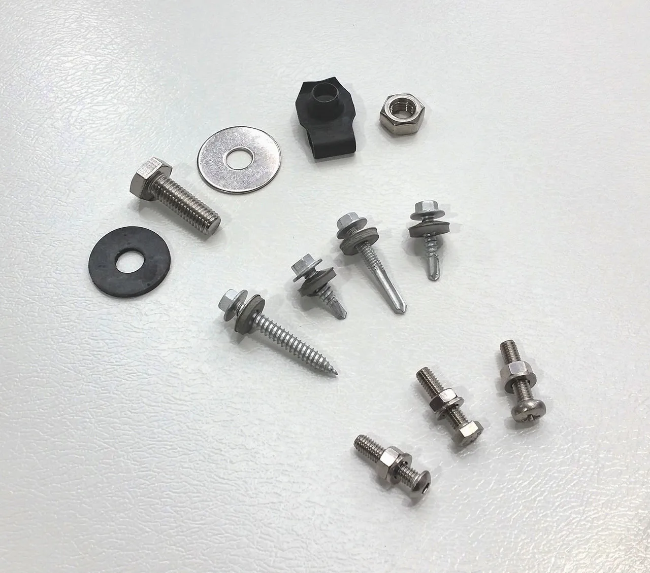 Stainless Steel Bolts, Nuts, Penny & Neoprene Washers
